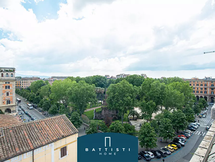 Immagine 26 di Appartamento in vendita  in Piazza Vittorio Emanuele II a Roma
