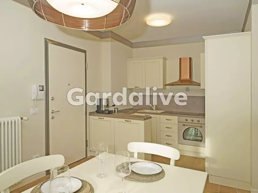 Immagine 7 di Appartamento in vendita  in Viale Ugo Foscolo, 134 a Toscolano-Maderno