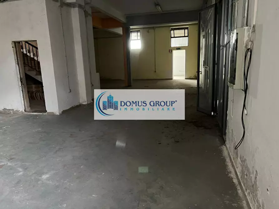 Immagine 19 di Negozio in vendita  in Via Alessandro Santini a Roma