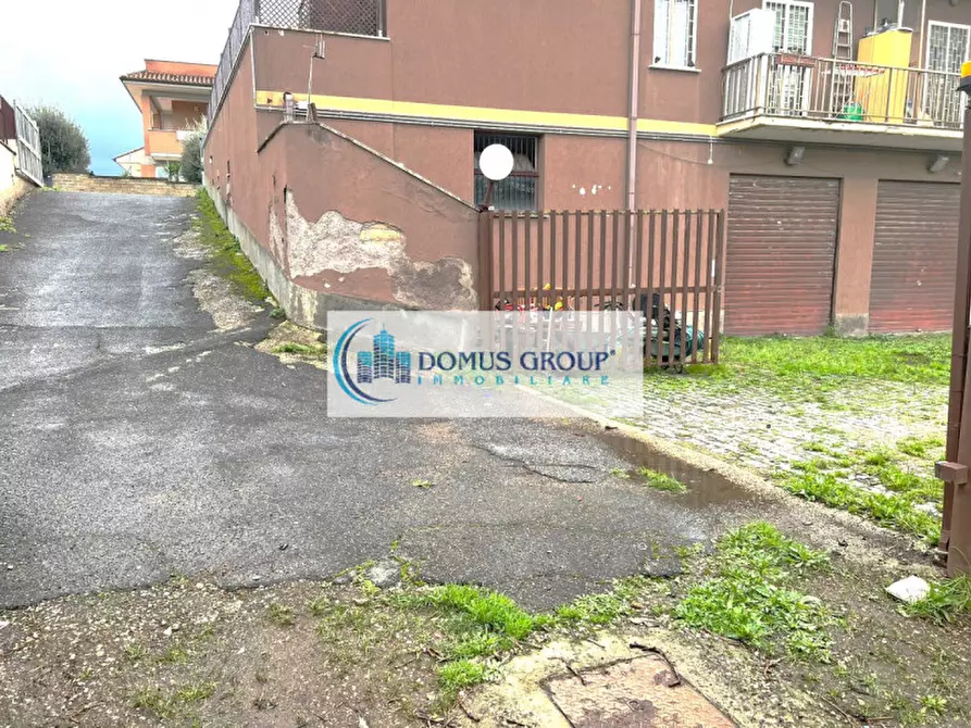 Immagine 37 di Negozio in vendita  in Via Alessandro Santini a Roma