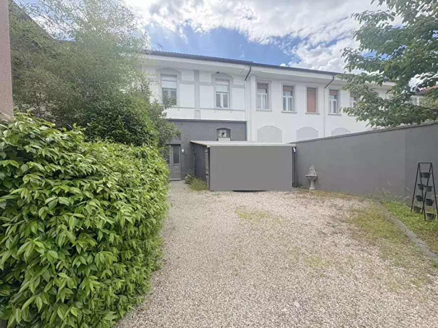 Immagine 1 di Appartamento in vendita  in Via Paparotti a Udine