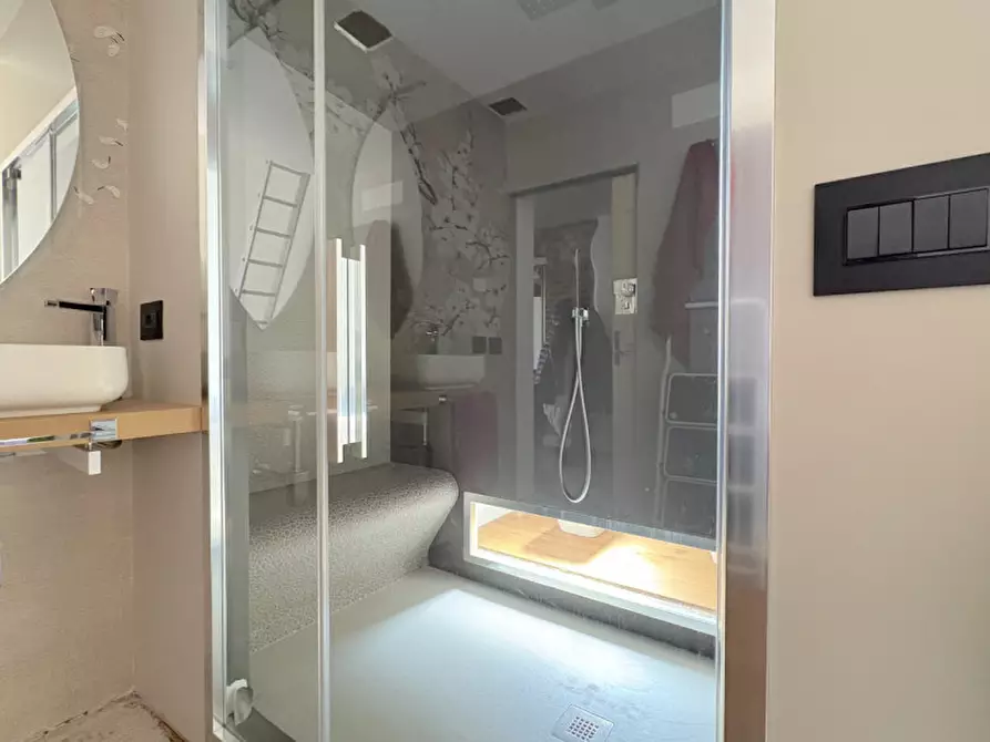 Immagine 21 di Appartamento in vendita  in Via Paparotti a Udine