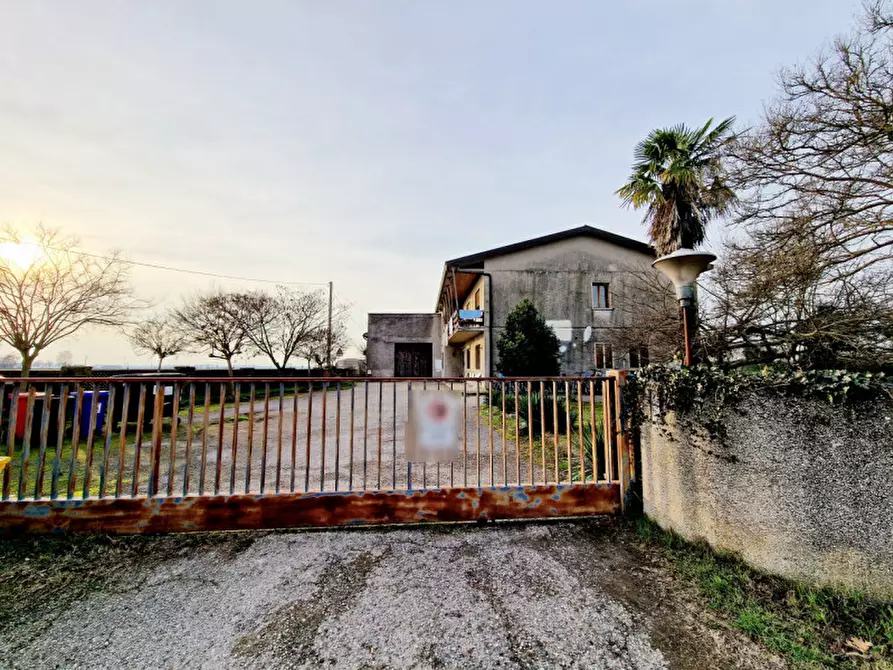 Immagine 14 di Casa indipendente in vendita  in VIA BORELLA a Villa Estense