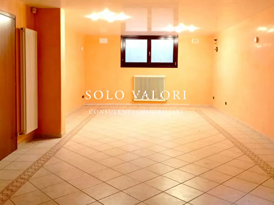 Immagine 12 di Casa bifamiliare in vendita  a Vedelago