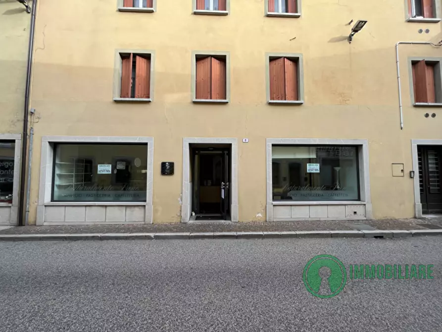 Immagine 12 di Attività commerciale in affitto  in Via Diaz 3 a Tricesimo
