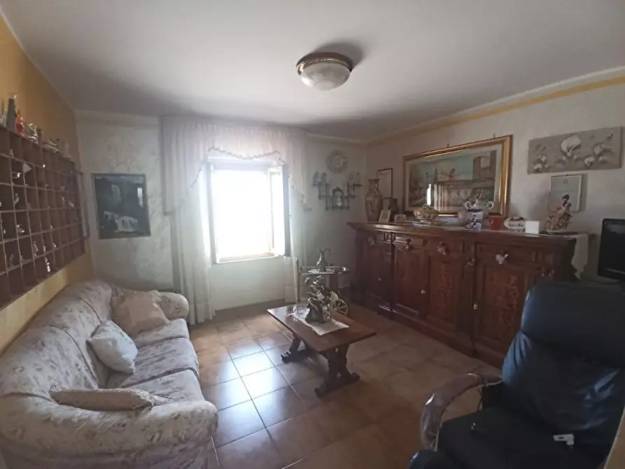 Immagine 5 di Casa indipendente in vendita  in Via Roma a Castiglione Del Lago