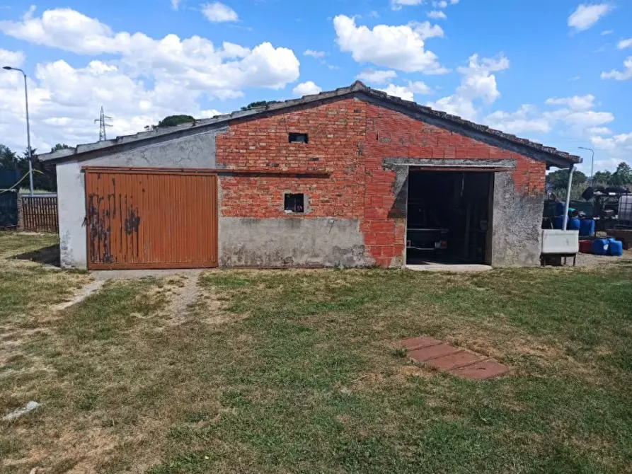 Immagine 23 di Casa indipendente in vendita  in Via Roma a Castiglione Del Lago