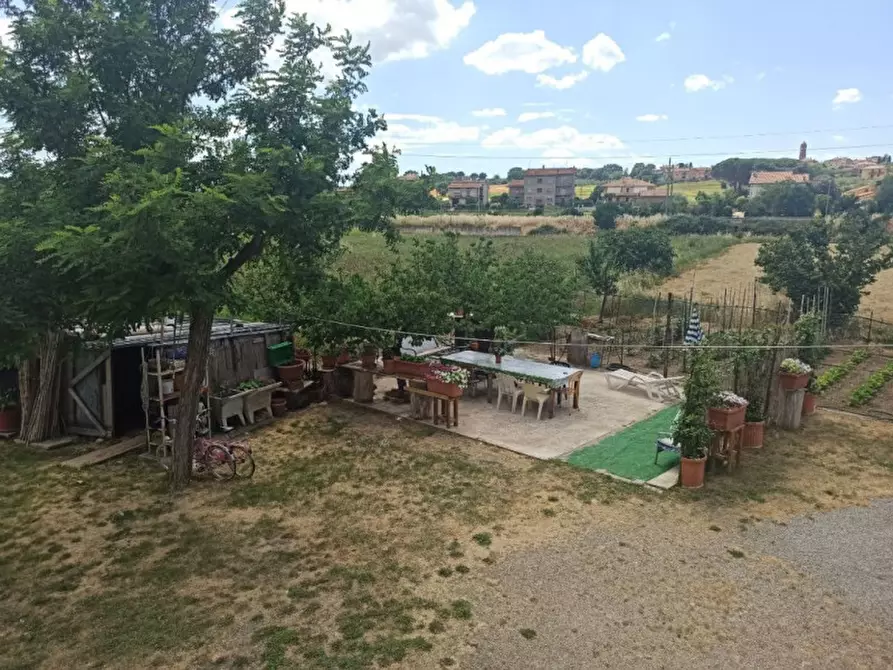 Immagine 32 di Casa indipendente in vendita  in Via Roma a Castiglione Del Lago