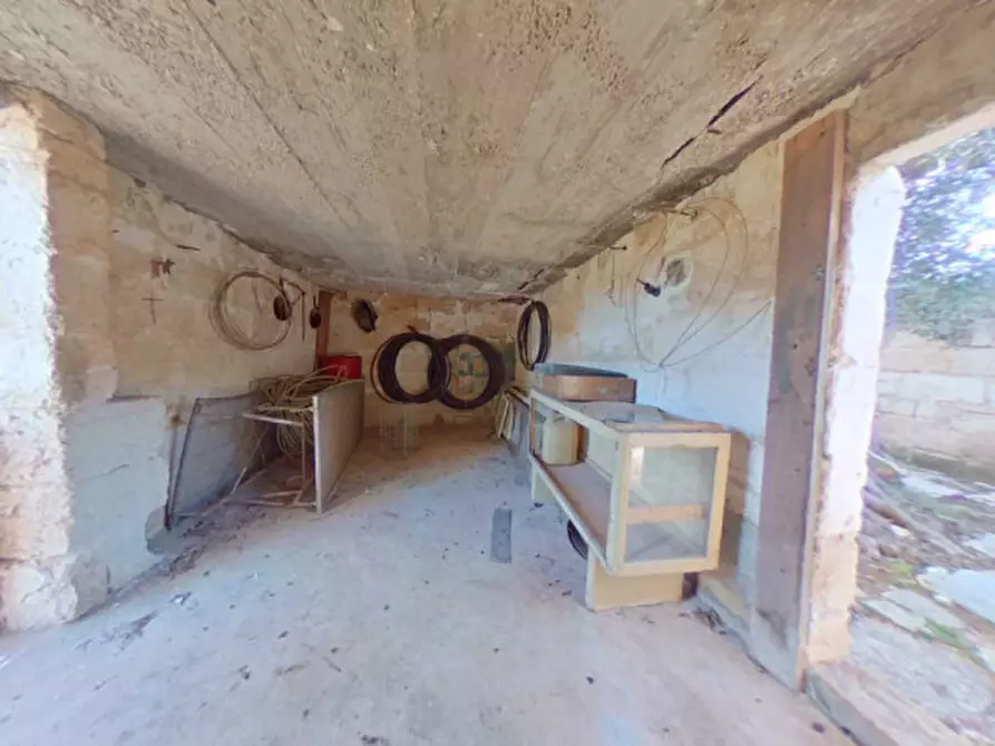 Immagine 35 di Rustico / casale in vendita  in ANNU a Fasano