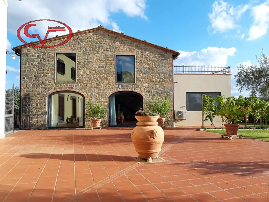 Immagine 2 di Villa in vendita  in setteponti a Castelfranco Piandiscò