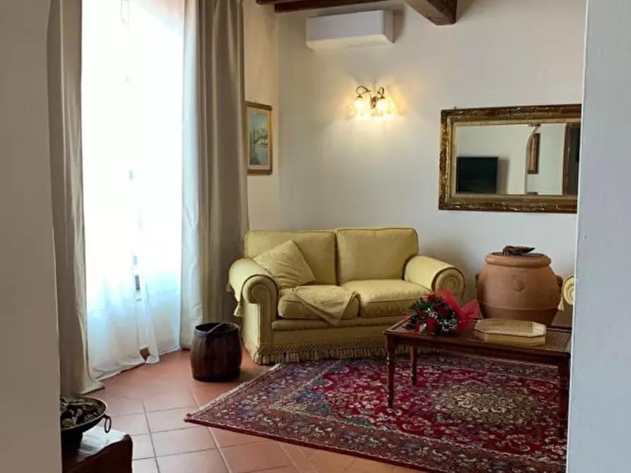 Immagine 10 di Villa in vendita  in setteponti a Castelfranco Piandiscò