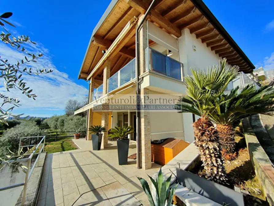 Immagine 6 di Villa in vendita  in via monte tapino a Padenghe Sul Garda