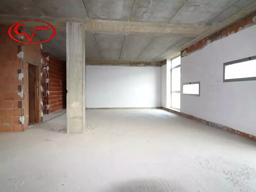 Immagine 7 di Ufficio in vendita  in Viale Gramsci a San Giovanni Valdarno