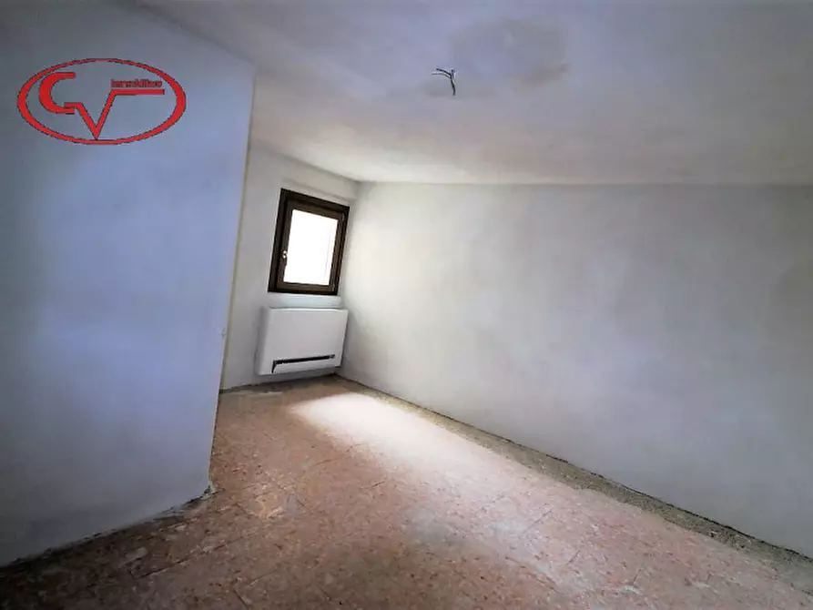 Immagine 15 di Villetta a schiera in vendita  in moncioni a Montevarchi