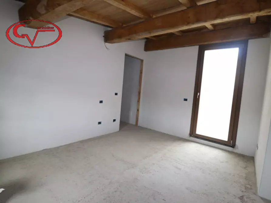 Immagine 25 di Villetta a schiera in vendita  in moncioni a Montevarchi