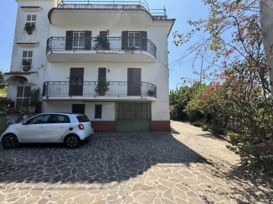 Immagine 11 di Casa bifamiliare in vendita  in VIA BOCCEA a Torre Del Greco