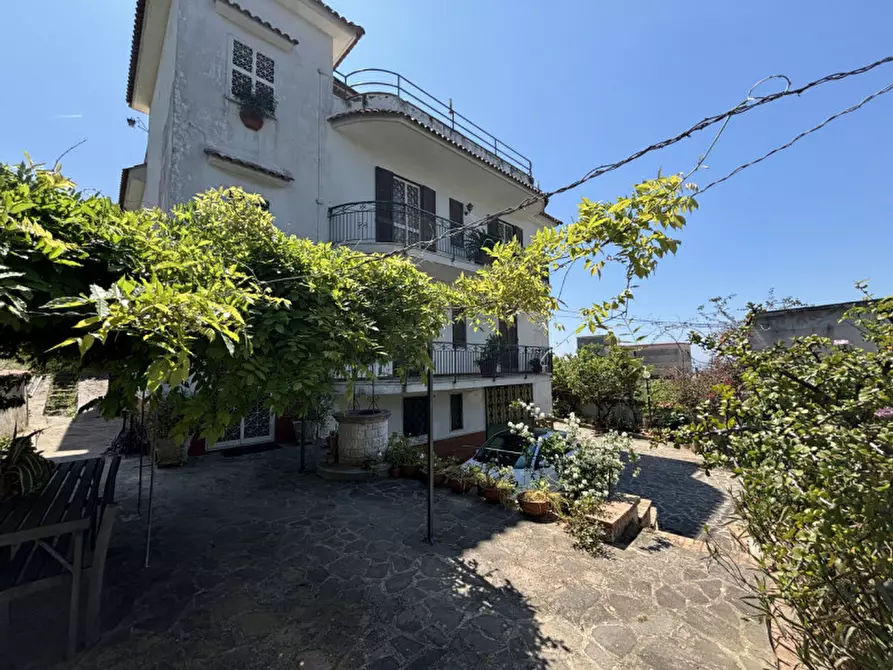 Immagine 14 di Casa bifamiliare in vendita  in VIA BOCCEA a Torre Del Greco