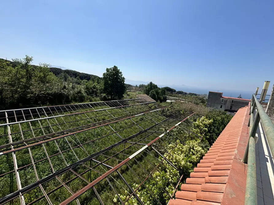 Immagine 18 di Casa bifamiliare in vendita  in VIA BOCCEA a Torre Del Greco