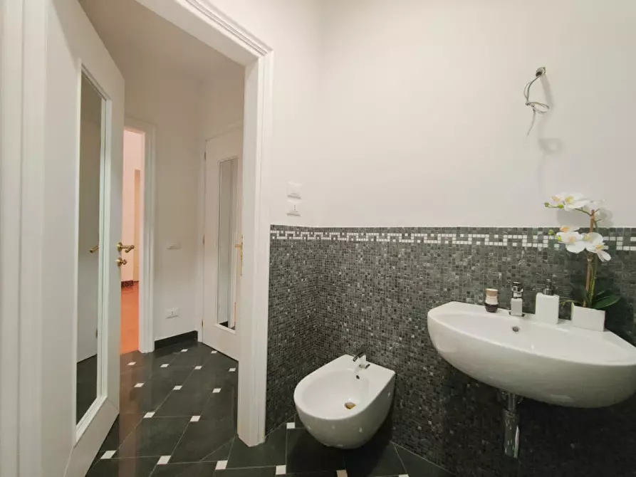 Immagine 9 di Appartamento in affitto  in via clavature a Bologna