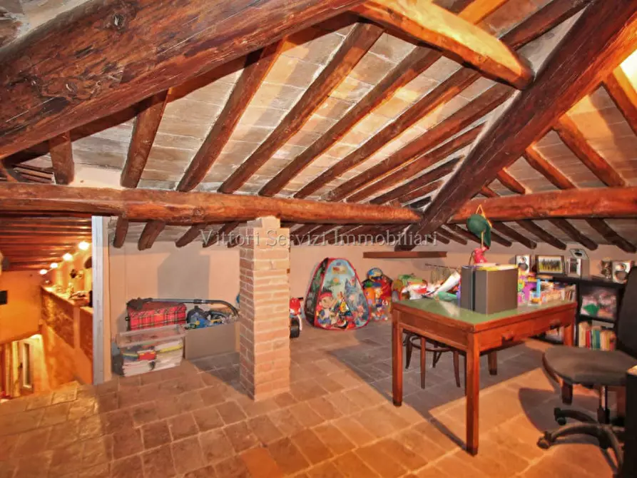 Immagine 18 di Appartamento in vendita  in Via Vittorio Veneto a Sinalunga