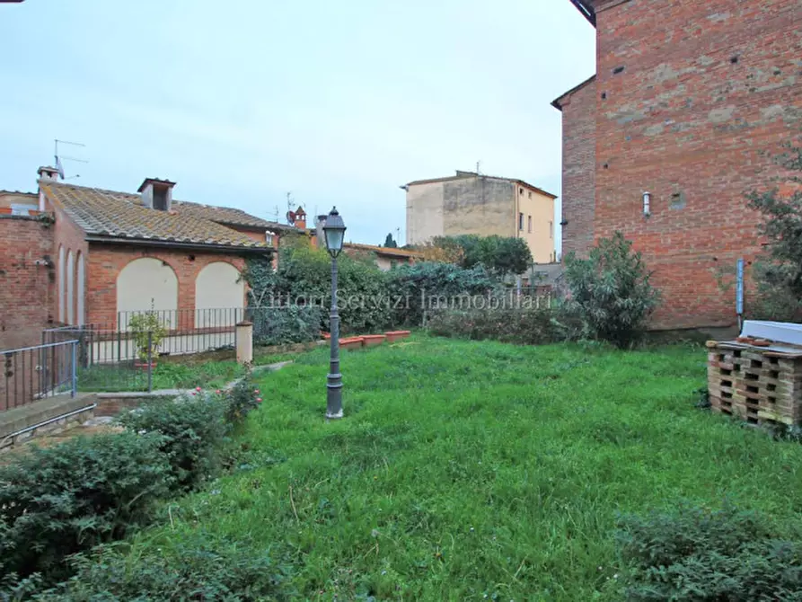 Immagine 21 di Appartamento in vendita  in Via Vittorio Veneto a Sinalunga