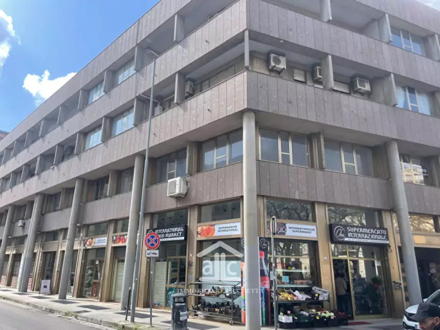 Immagine 1 di Appartamento in vendita  in via premuda a Lecce