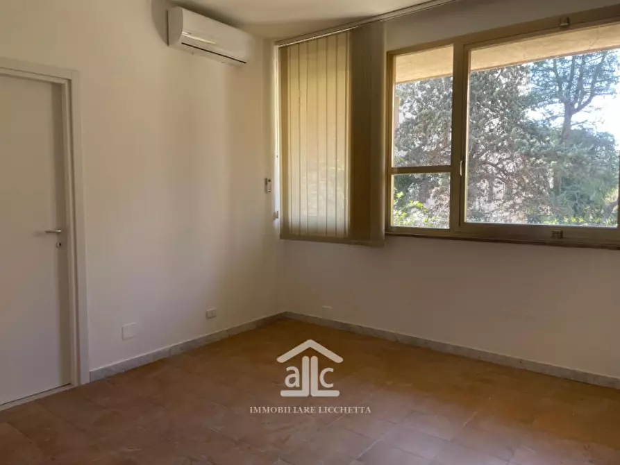 Immagine 4 di Appartamento in vendita  in via premuda a Lecce