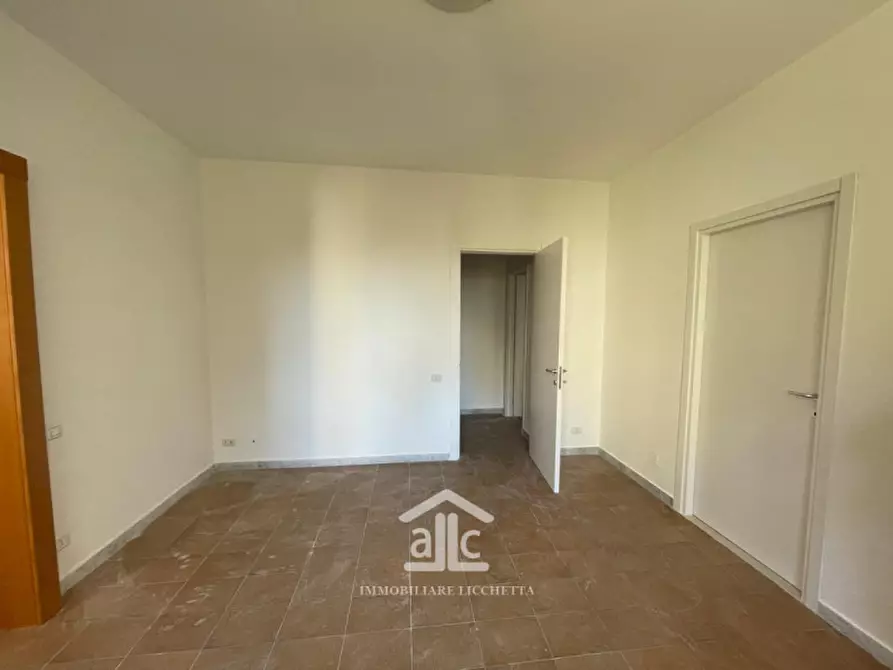 Immagine 7 di Appartamento in vendita  in via premuda a Lecce