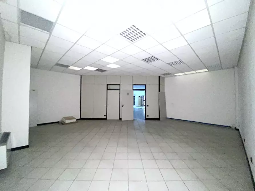 Immagine 9 di Ufficio in vendita  in VIA TURATI a Cesena