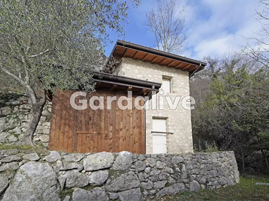 Immagine 7 di Rustico / casale in vendita  in Via Muslone, 29 a Gargnano