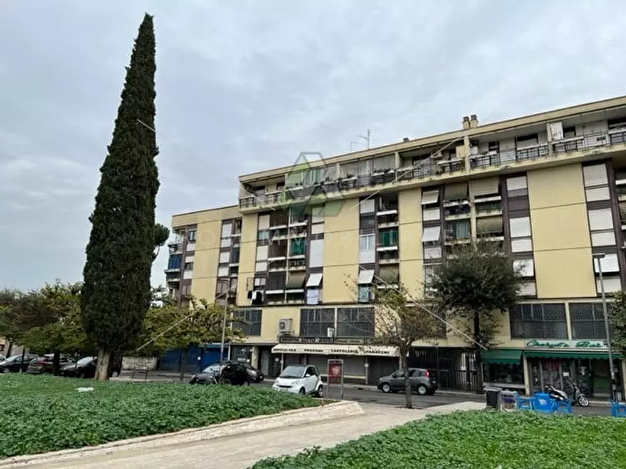 Immagine 3 di Ufficio in vendita  in Via Dei Cochi a Roma