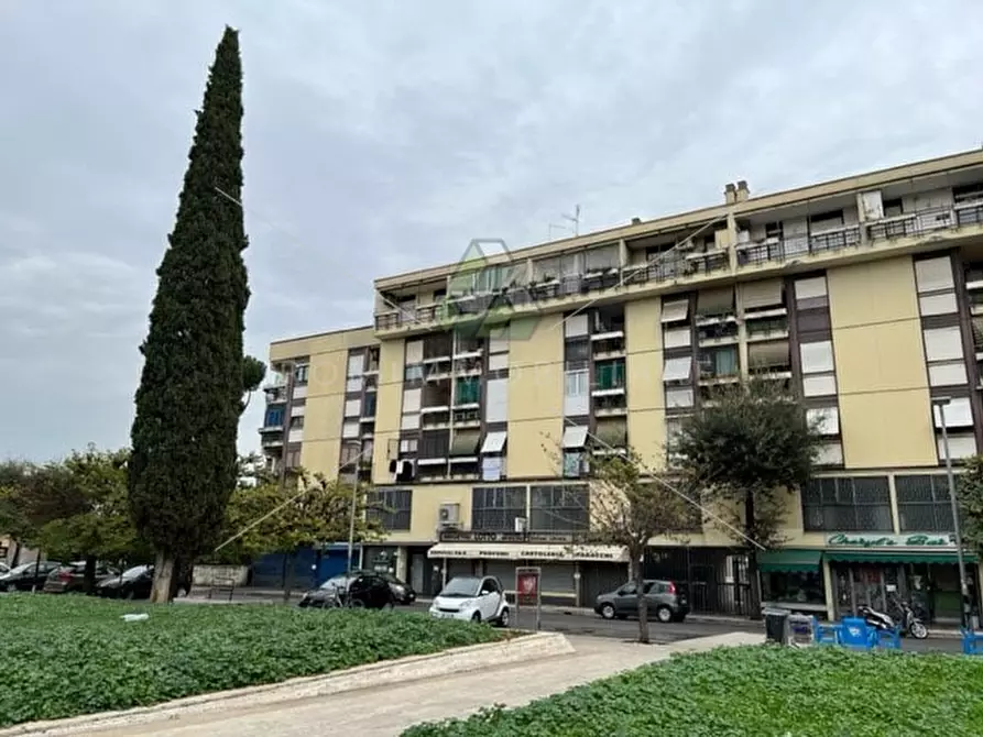 Immagine 2 di Ufficio in vendita  in Via Dei Cochi a Roma