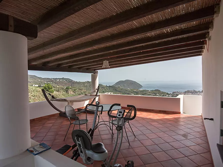 Immagine 12 di Villa in vendita  a Lipari