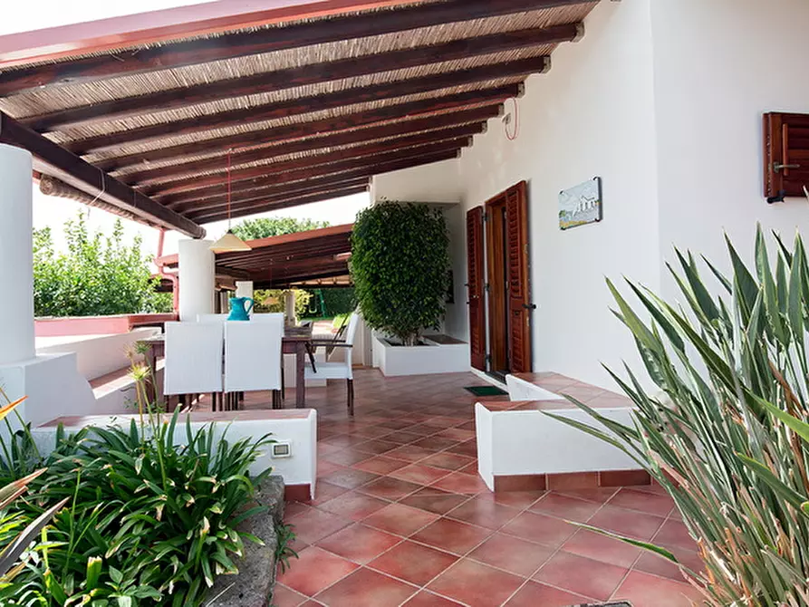 Immagine 13 di Villa in vendita  a Lipari