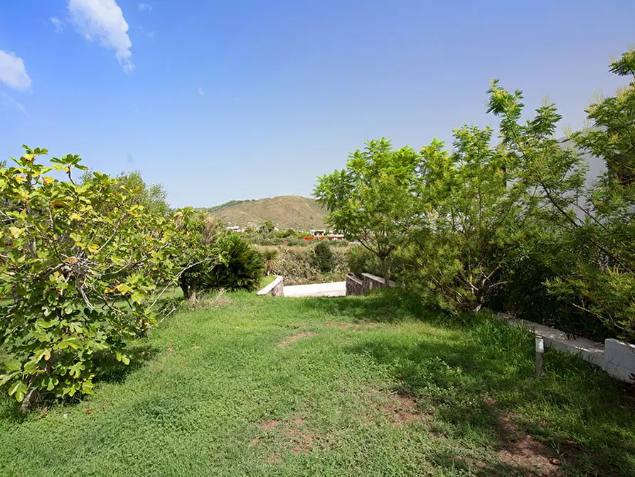 Immagine 28 di Villa in vendita  a Lipari