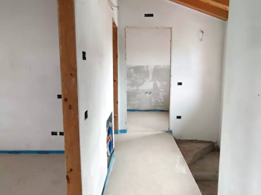 Immagine 8 di Villetta a schiera in vendita  in via san pio x a Volpago Del Montello