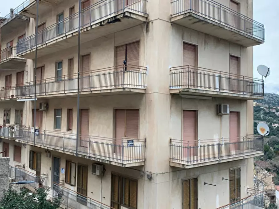 Immagine 3 di Appartamento in vendita  in Via Fontana 188 a Modica