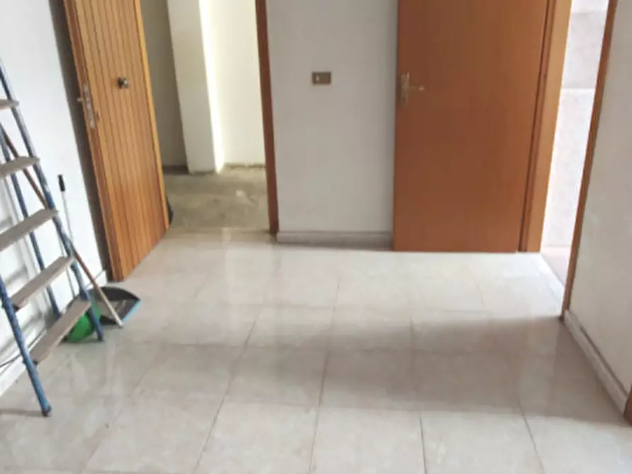 Immagine 4 di Appartamento in vendita  in via Pietro Micca n.76 a Palagonia