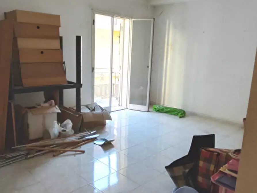 Immagine 9 di Appartamento in vendita  in via Pietro Micca n.76 a Palagonia