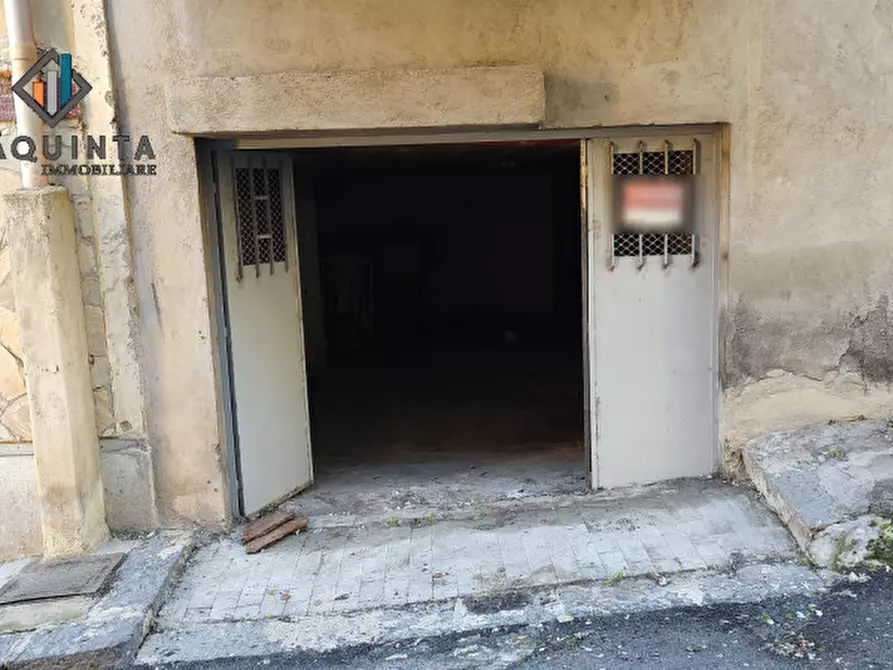 Immagine 13 di Appartamento in vendita  in via Pietro Micca n.76 a Palagonia