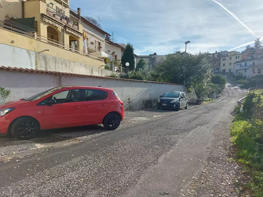 Immagine 1 di Posto auto in vendita  in Via Coste di Papa, N. snc a Nerola