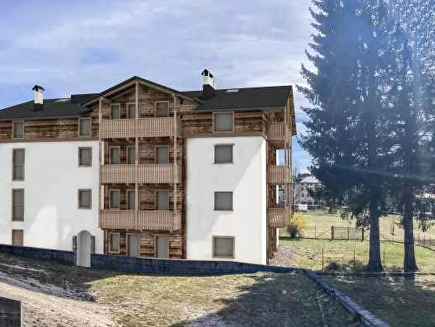 Immagine 1 di Appartamento in vendita  in Borgo Villanuova a Vigo Di Cadore