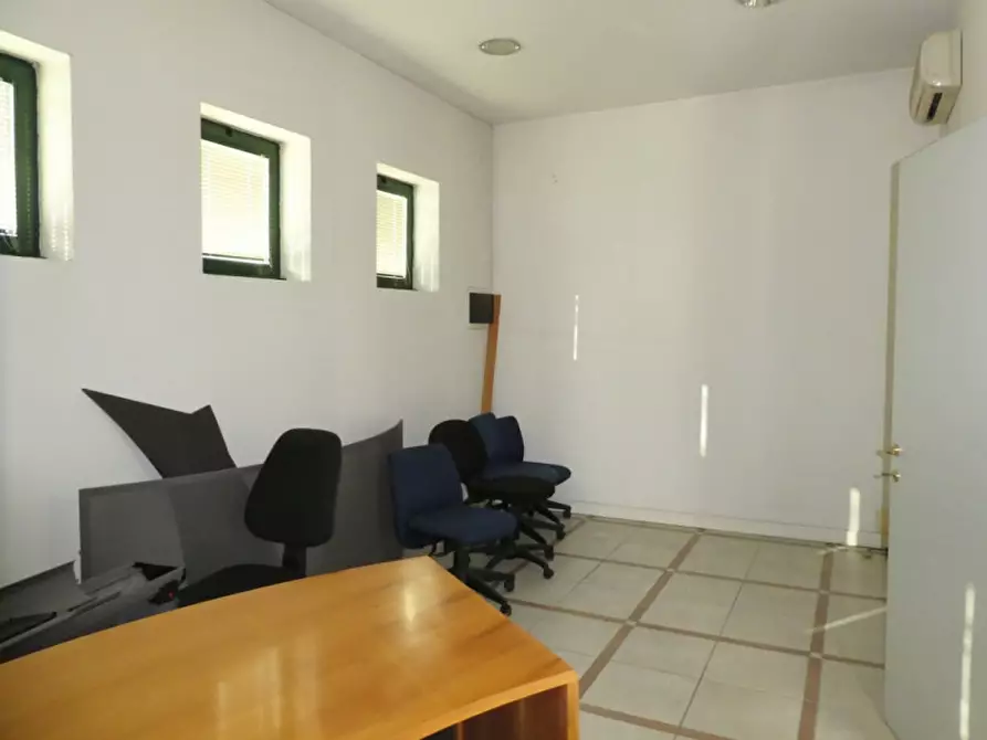 Immagine 14 di Ufficio in vendita  in Strada Marosticana a Dueville