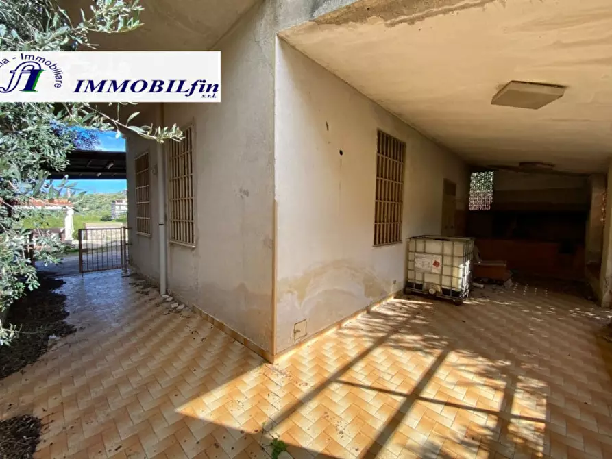 Immagine 6 di Villa in vendita  in CONTRADA NATOLI a Palermo