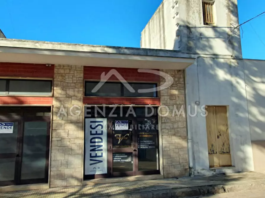 Immagine 7 di Magazzino in vendita  in Via F. Quarta a Racale