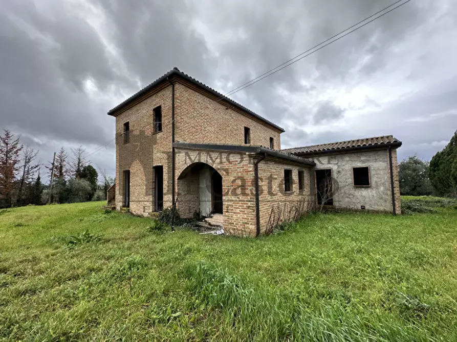 Immagine 12 di Rustico / casale in vendita  in via Castiglionese a Castiglione Del Lago