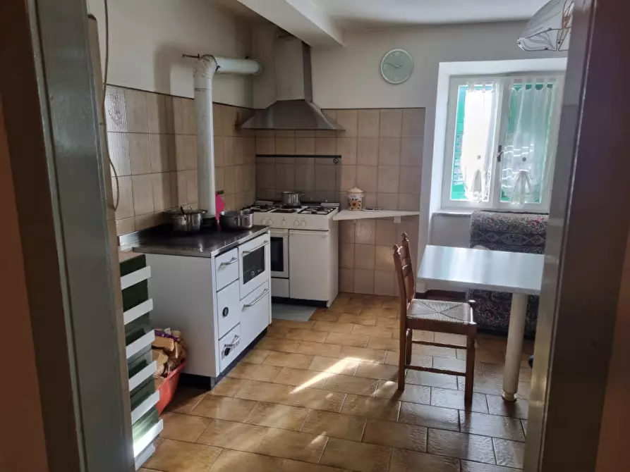 Immagine 12 di Appartamento in vendita  in Piazzetta Di San Giovanni a Commezzadura