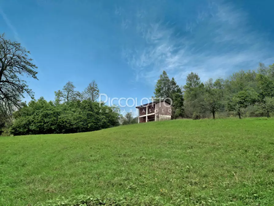 Immagine 7 di Rustico / casale in vendita  in via Barbaro a Maser