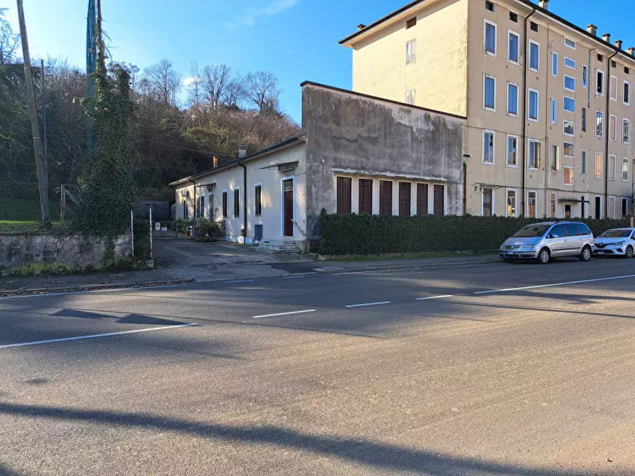 Immagine 1 di Casa indipendente in vendita  in Viale Fusinato a Vicenza