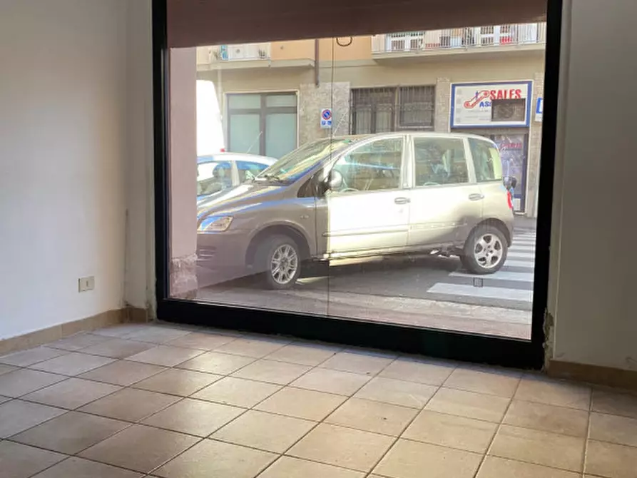 Immagine 5 di Negozio in affitto  in VIA CECCONI a Firenze